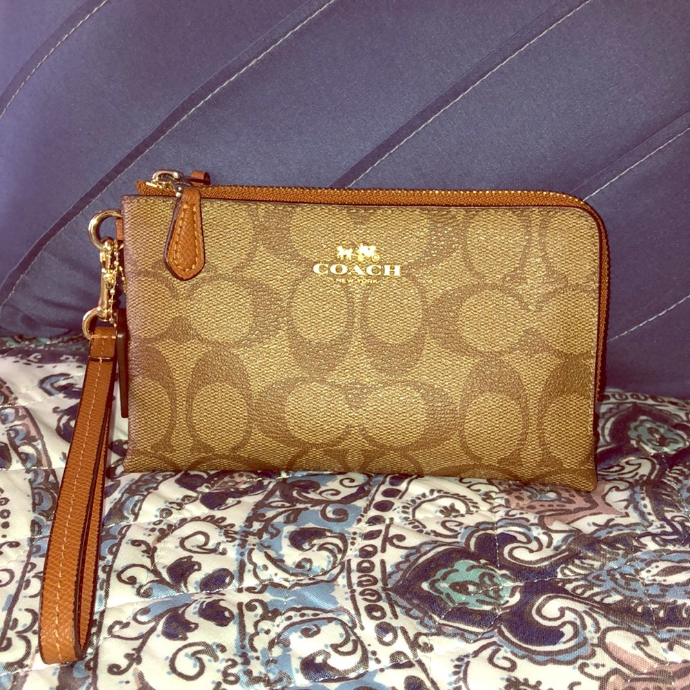 Authentic Coach wristlet